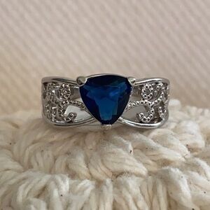 Blue Crystal Ring Silver Plated NWOT